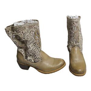 Bunker‎ Lace Slouch Boot Women's 36 / 5.5 Crema Tan Western Doily Leather